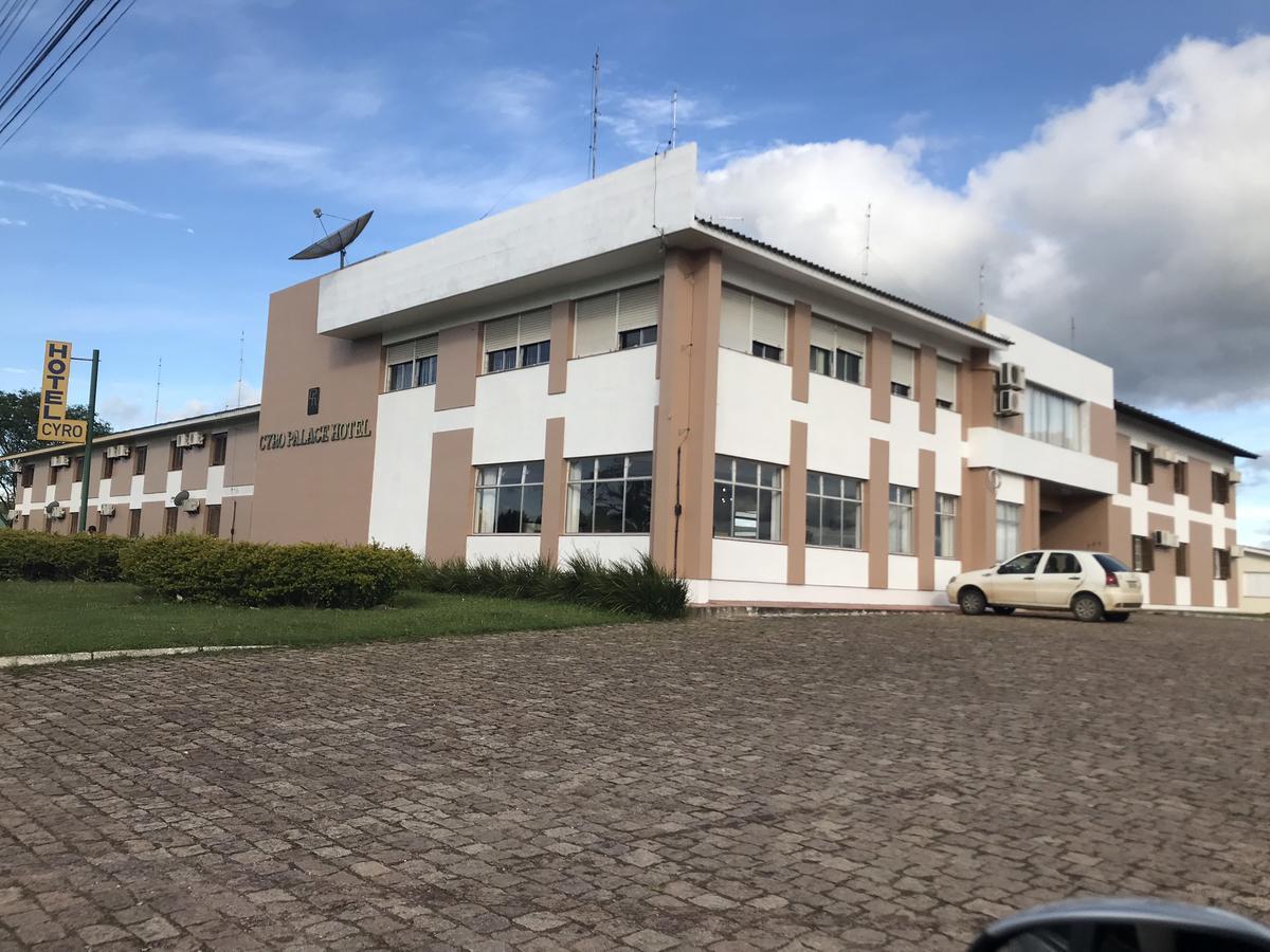 Cyro Hotel Cacapava do Sul Екстериор снимка